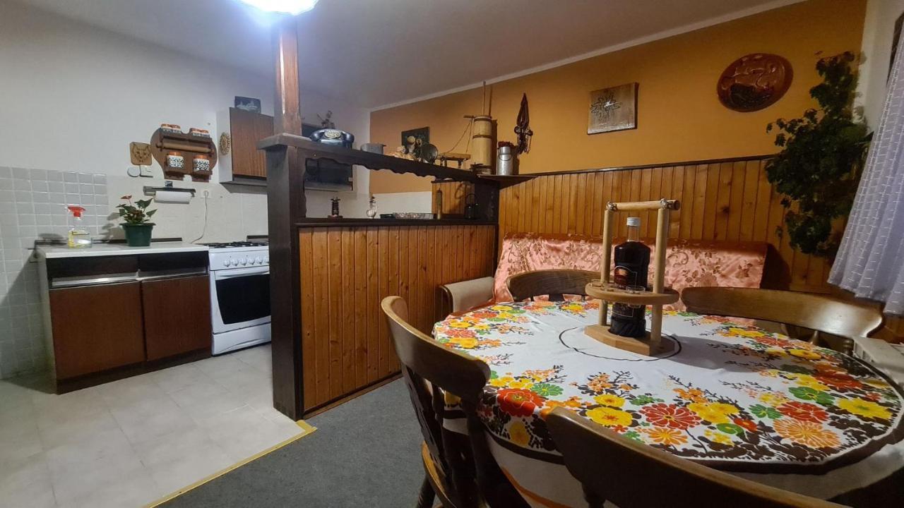 Apartman Stimac Crni Lug Exteriér fotografie